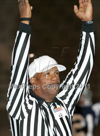 Thumbnail 1 in South East vs. Marshall (CIF LACS D2 Final) photogallery.