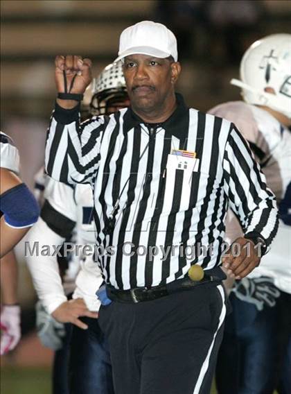 Thumbnail 2 in South East vs. Marshall (CIF LACS D2 Final) photogallery.