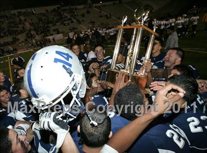 Thumbnail 3 in South East vs. Marshall (CIF LACS D2 Final) photogallery.