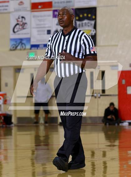 Thumbnail 2 in Crenshaw vs. Redondo Union (Ryse Williams/Pac Shores Tournament) photogallery.