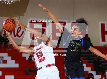 Thumbnail 1 in Crenshaw vs. Redondo Union (Ryse Williams/Pac Shores Tournament) photogallery.