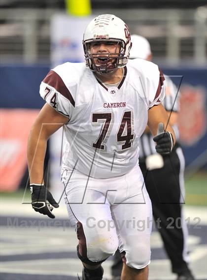 Thumbnail 1 in Cameron Yoe vs. Daingerfield (UIL 2A Division 1 Final) photogallery.