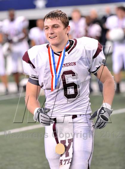 Thumbnail 2 in Cameron Yoe vs. Daingerfield (UIL 2A Division 1 Final) photogallery.