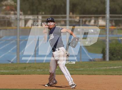 Thumbnail 2 in Oak Park @ Camarillo photogallery.