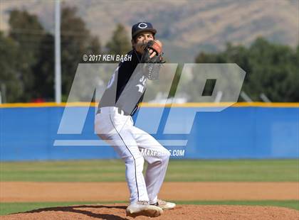 Thumbnail 1 in Oak Park @ Camarillo photogallery.