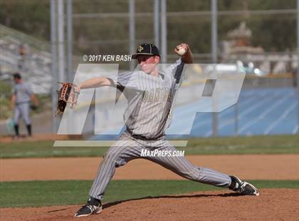 Thumbnail 1 in Oak Park @ Camarillo photogallery.