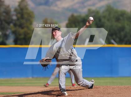 Thumbnail 1 in Oak Park @ Camarillo photogallery.