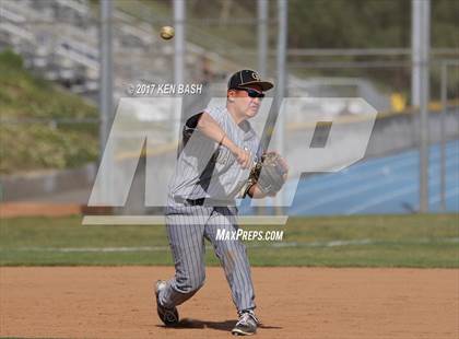 Thumbnail 3 in Oak Park @ Camarillo photogallery.
