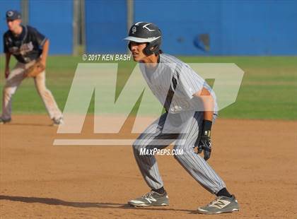 Thumbnail 1 in Oak Park @ Camarillo photogallery.