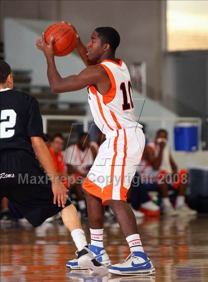 Thumbnail 3 in Berkner vs. La Porte (McDonald's Texas Invitational) photogallery.