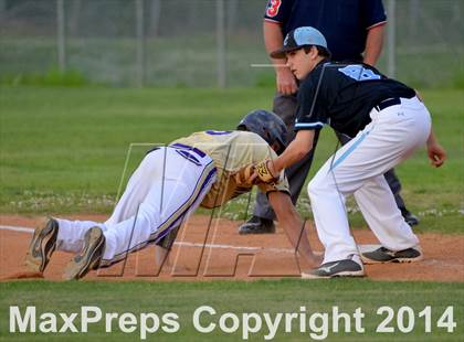 Thumbnail 3 in Christ Church Episcopal @ Ware Shoals (SCHSL 1A District IV Playoff) photogallery.