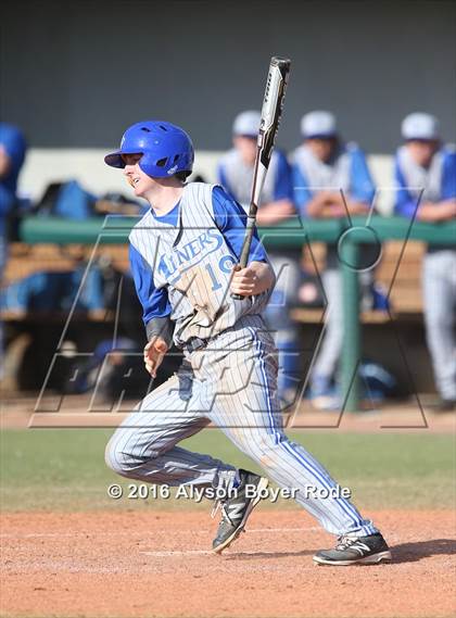 Thumbnail 2 in Walton vs Bingham (National High School Invitational)  photogallery.