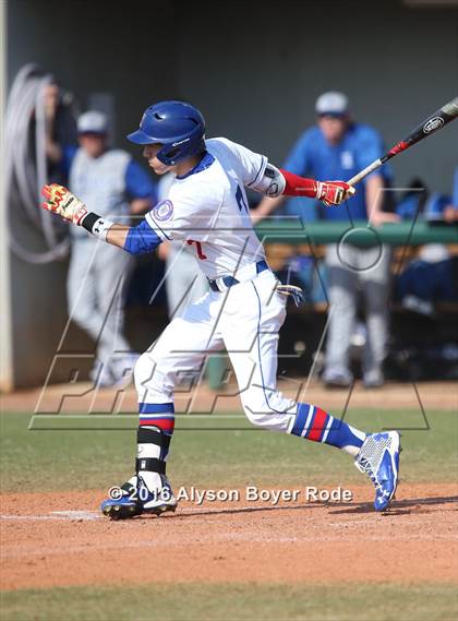 Thumbnail 1 in Walton vs Bingham (National High School Invitational)  photogallery.