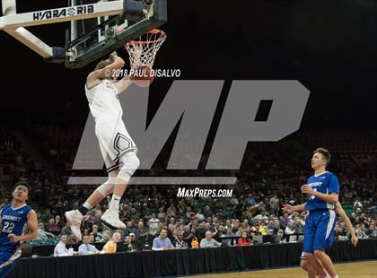 Thumbnail 3 in Longmont vs. Pueblo South (CHSAA 4A Final Four) photogallery.