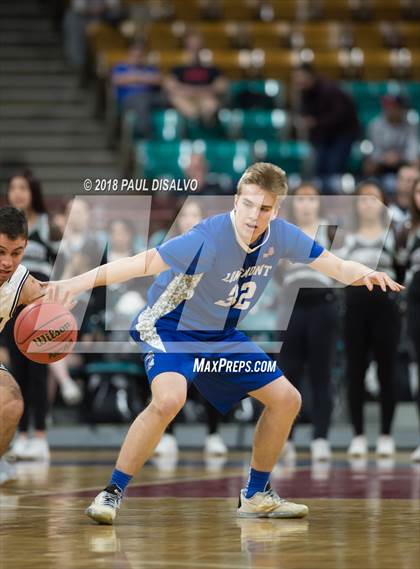 Thumbnail 1 in Longmont vs. Pueblo South (CHSAA 4A Final Four) photogallery.