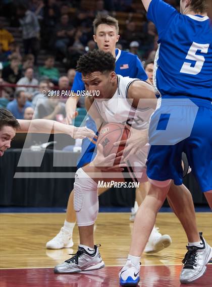 Thumbnail 1 in Longmont vs. Pueblo South (CHSAA 4A Final Four) photogallery.