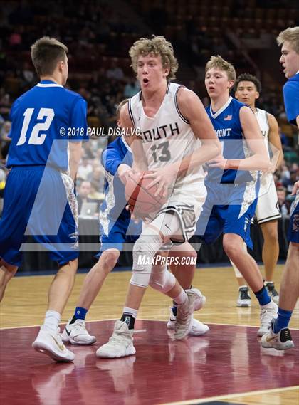 Thumbnail 2 in Longmont vs. Pueblo South (CHSAA 4A Final Four) photogallery.