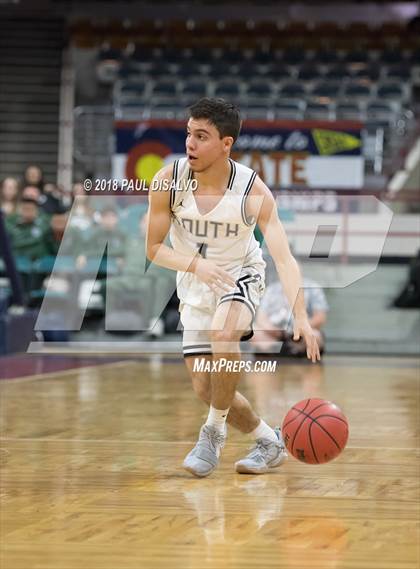 Thumbnail 1 in Longmont vs. Pueblo South (CHSAA 4A Final Four) photogallery.