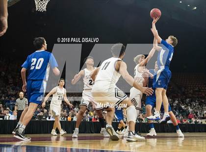 Thumbnail 3 in Longmont vs. Pueblo South (CHSAA 4A Final Four) photogallery.