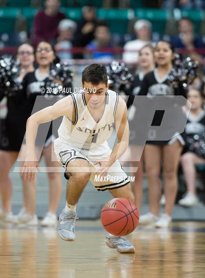 Thumbnail 1 in Longmont vs. Pueblo South (CHSAA 4A Final Four) photogallery.