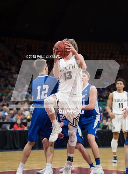 Thumbnail 2 in Longmont vs. Pueblo South (CHSAA 4A Final Four) photogallery.