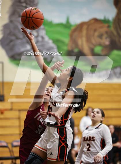 Thumbnail 3 in Torres @ Selma photogallery.
