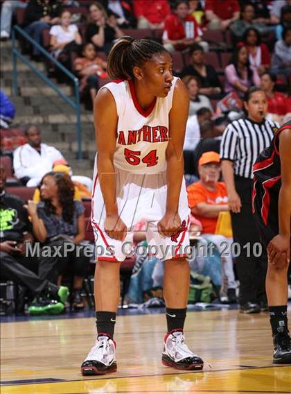 Thumbnail 2 in St. Mary's vs. Harvard-Westlake (CIF State D4 Final) photogallery.