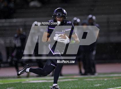Thumbnail 2 in Patriot vs Battlefield (VHSL Class 6 Regional Semifinal) photogallery.