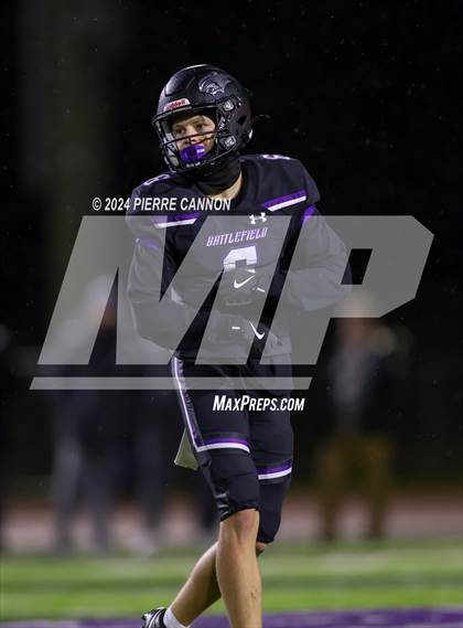 Thumbnail 1 in Patriot vs Battlefield (VHSL Class 6 Regional Semifinal) photogallery.