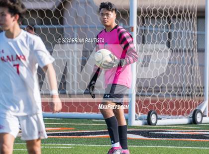 Thumbnail 3 in Campbell vs. Kalani (HHSAA D1 State Championships First Round) photogallery.