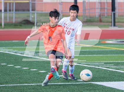 Thumbnail 2 in Campbell vs. Kalani (HHSAA D1 State Championships First Round) photogallery.