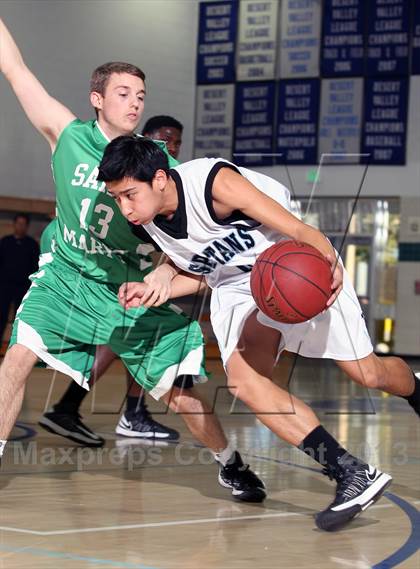 Thumbnail 2 in St. Mary's vs Villa Park (MaxPreps Holiday Classic) photogallery.