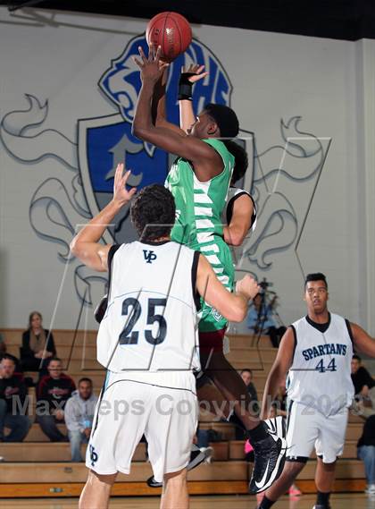 Thumbnail 1 in St. Mary's vs Villa Park (MaxPreps Holiday Classic) photogallery.