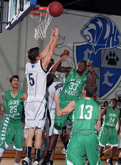 Thumbnail 1 in St. Mary's vs Villa Park (MaxPreps Holiday Classic) photogallery.