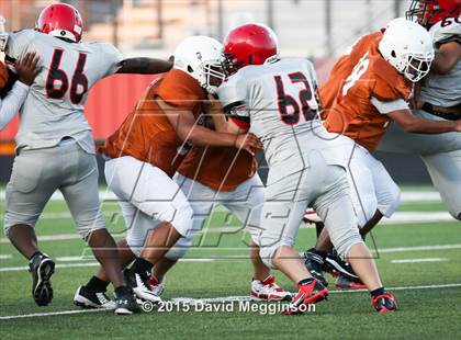 Thumbnail 3 in Bowie @ Cedar Hill photogallery.
