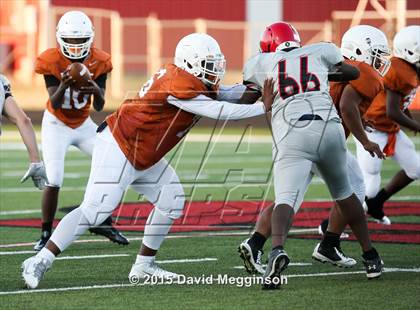 Thumbnail 2 in Bowie @ Cedar Hill photogallery.