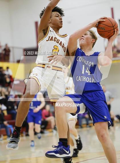 Thumbnail 2 in Covington Catholic @ Cooper photogallery.