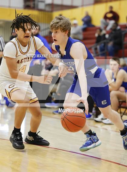 Thumbnail 2 in Covington Catholic @ Cooper photogallery.