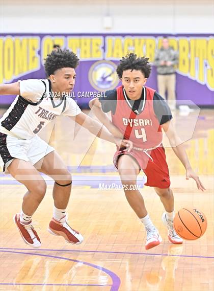 Thumbnail 3 in Dysart vs Paradise Valley (Fear the Hop Thanksgiving Tournament) photogallery.