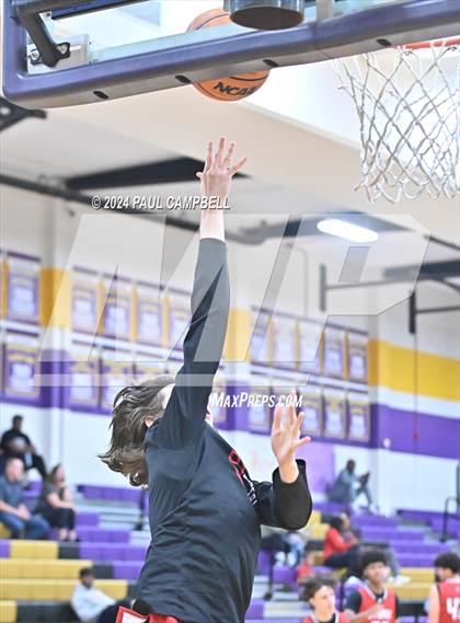 Thumbnail 3 in Dysart vs Paradise Valley (Fear the Hop Thanksgiving Tournament) photogallery.