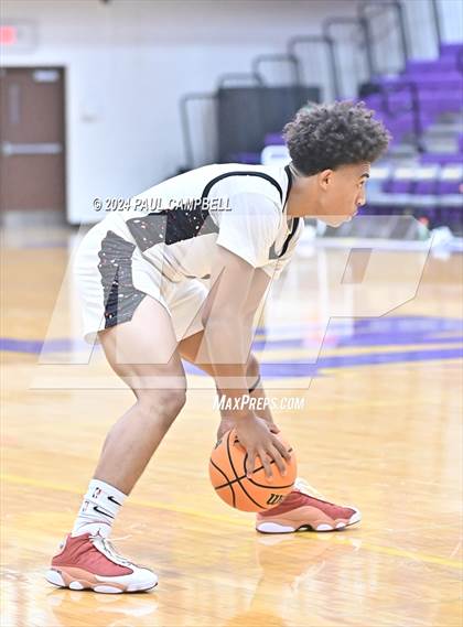 Thumbnail 3 in Dysart vs Paradise Valley (Fear the Hop Thanksgiving Tournament) photogallery.