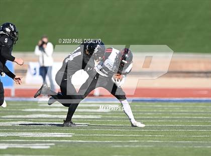 Thumbnail 1 in Limon vs. Strasburg (CHSAA 1A State Final) photogallery.