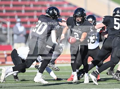 Thumbnail 1 in Limon vs. Strasburg (CHSAA 1A State Final) photogallery.