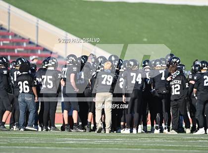 Thumbnail 2 in Limon vs. Strasburg (CHSAA 1A State Final) photogallery.