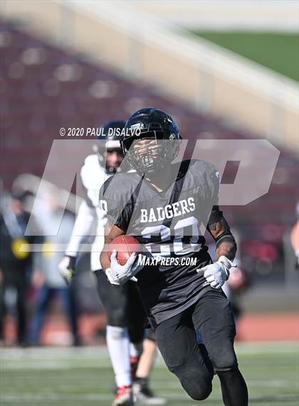 Thumbnail 2 in Limon vs. Strasburg (CHSAA 1A State Final) photogallery.