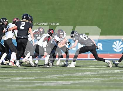 Thumbnail 1 in Limon vs. Strasburg (CHSAA 1A State Final) photogallery.