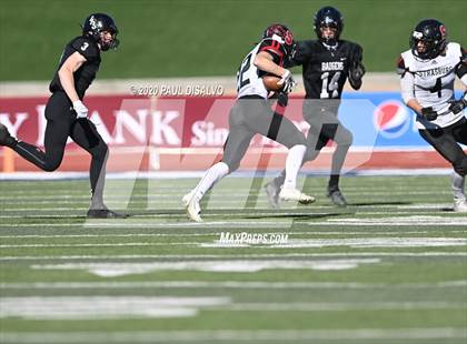Thumbnail 1 in Limon vs. Strasburg (CHSAA 1A State Final) photogallery.