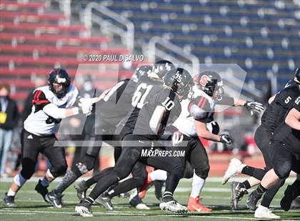 Thumbnail 1 in Limon vs. Strasburg (CHSAA 1A State Final) photogallery.
