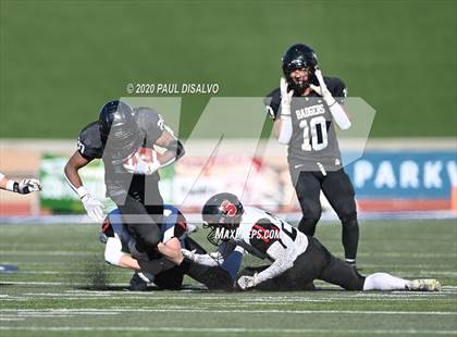 Thumbnail 3 in Limon vs. Strasburg (CHSAA 1A State Final) photogallery.