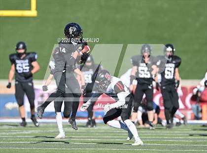 Thumbnail 1 in Limon vs. Strasburg (CHSAA 1A State Final) photogallery.